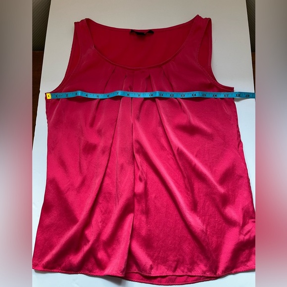 ST. John Pink Silk Blend Tank Top Shell Pleats Size Small - Picture 5 of 6
